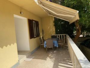 Apartment Toni - 150m from beach
