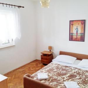 Apartments with parking space Supetar, Brac - 14720