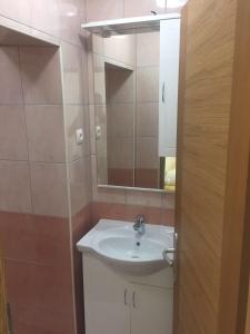 Apartments by the sea Starigrad, Paklenica - 14759