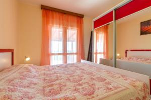 Seaside family friendly house with a swimming pool Karbuni, Korcula - 14776