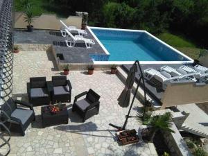 Family friendly apartments with a swimming pool Tribalj, Crikvenica - 14789