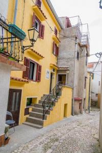 Apartments by the sea Vrbnik, Krk - 14806 