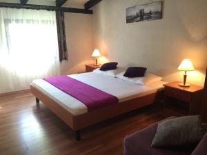 Apartments with parking space Vodice - 14835