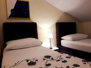 Holiday house with a parking space Zadar - 14848