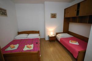 Apartments with WiFi Split - 14868