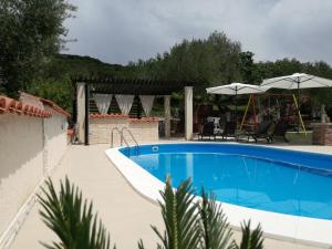 Family friendly apartments with a swimming pool Kampor, Rab - 14897 