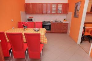 Apartments by the sea Trogir - 14907