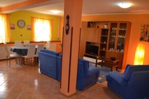 Apartments with a parking space Murine, Umag - 14994