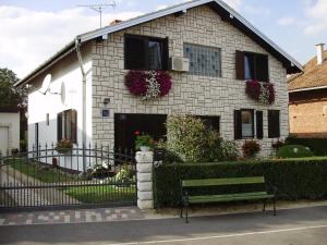 obrázek - Family Room Knezevi Vinogradi 15024a