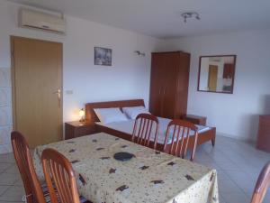 Apartment Orebic 14842b