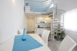 Apartments by the sea Cove Pribinja, Hvar - 15083