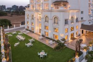Hotel Hillock Ahmedabad