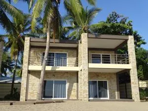 Beach Villa - Antsatrakolo