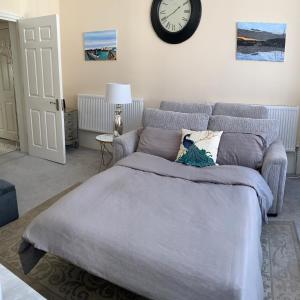 Moat Stays Victorian, Sea View!