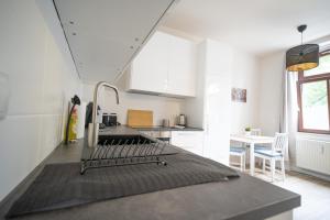 FullHouse - Zwickau - L96 - SmartTV - Nespresso - 2 Queensize Beds