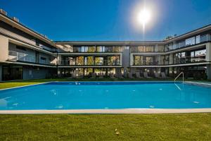 H55 - 4hvězdičkové hotely ve městě Balatonlelle