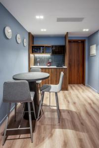 Violin Glam Apartments by BiNoBi!