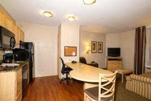One-Bedroom Suite - Disability Access/Non-Smoking room in Candlewood Suites Fort Myers Interstate 75 an IHG Hotel
