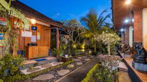 Saka House