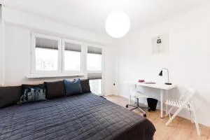 ROOM, Kochanowskiego 32 - Jabłonna