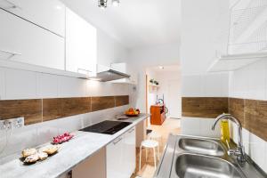 ROOM, Kochanowskiego 32