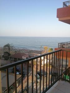 Lovely apartment in front of the beach. - Ubytování bez kategorie ve městě Fuengirola