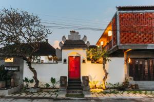Rumah Paros & Gallery