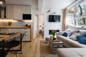 APARTAMENT 20B BLUE MARINE dwie sypialnie BASEN BRODZIKI PLAC ZABAW the BEST OF PODDĄBIE przy plaż