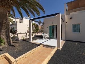 HomeForGuest Apartamento Alisios 1 con piscina en Corralejo