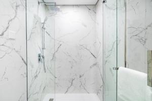The Smart Concierge - Waves by Kasco