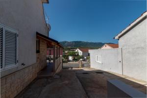 Apartments with a parking space Jelsa, Hvar - 134