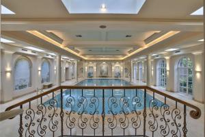 Fawley Court by Group Retreats