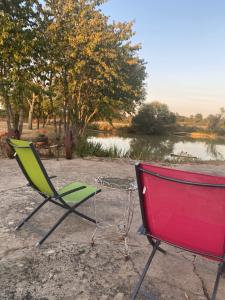 Maisons de vacances 1 Bedroom Tranquil Cottage Fishing by the lake : photos des chambres