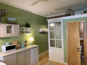 Cozy&Stylish Jonjoli (ჯონჯოლი)