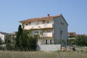 Apartments with a parking space Povljana, Pag - 229