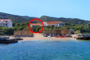 Apartments by the sea Kneza, Korcula - 168 - 3hvězdičkové hotely ve městě Račišće