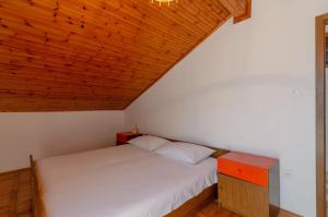 Apartments by the sea Zavalatica, Korcula - 187