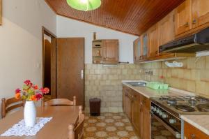 Apartments by the sea Zavalatica, Korcula - 187