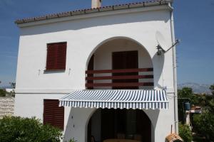 Apartments by the sea Kosljun, Pag - 203 