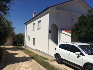 Apartments with a parking space Povljana, Pag - 226