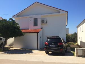 Apartments with a parking space Povljana, Pag - 226