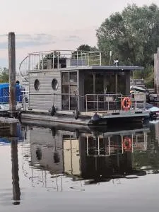 Hausboot Lucky - Hattemerbroek