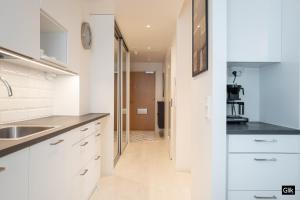 Spacious and cozy, well equipped, 2 bedroom apartment in great location