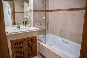 Salt Beach & Garden Apartment