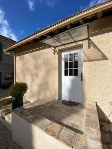 Appartements Studio climatise dans un ancien domaine viticole : photos des chambres