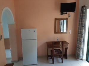 Apartment in Mpenitses with Sea View & Pool