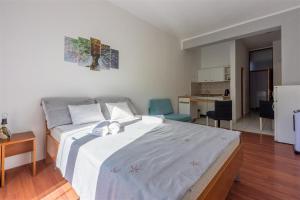 Holiday house with a parking space Novi Vinodolski - 5523