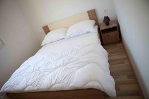 Two-Bedroom Apartment with Balcony and Sea View room in Apartments by the sea Cove Ostricka luka Rogoznica - 13709