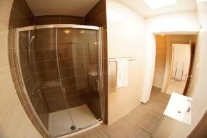 Apartments by the sea Podstrana, Split - 15101