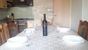 Apartments with WiFi Zadar - 15114